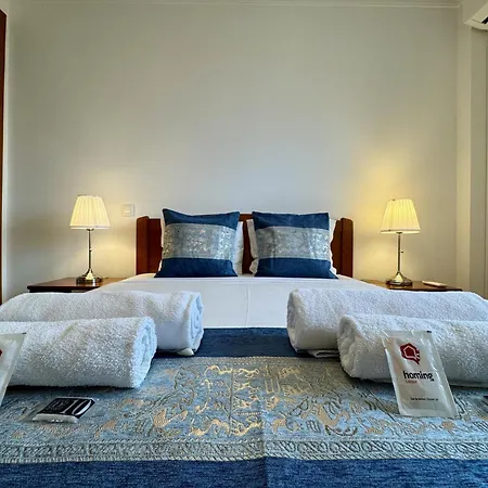 Апартаменти Modern 6 With Pool By Homing *