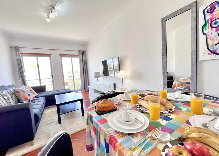 Modern 6 With Pool By Homing Апартаменти