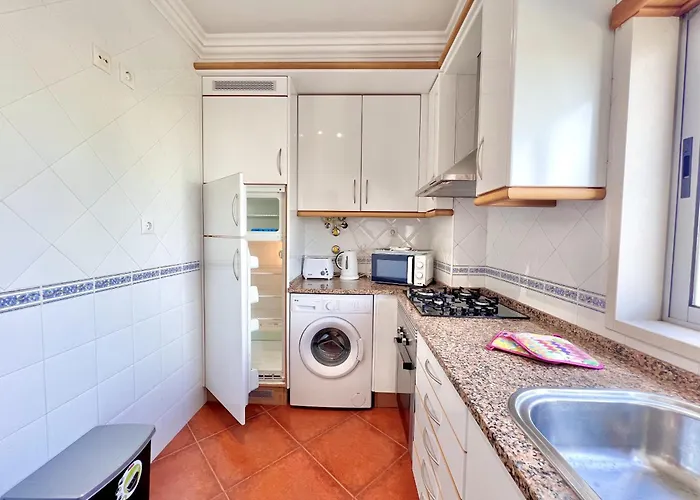 Modern 6 With Pool By Homing * Албуфейра