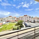 Apartment Modern 6 With Pool By Homing