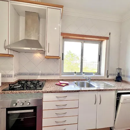 Modern 6 With Pool By Homing Apartment *