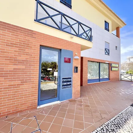 Modern 6 With Pool By Homing Appartement Albufeira