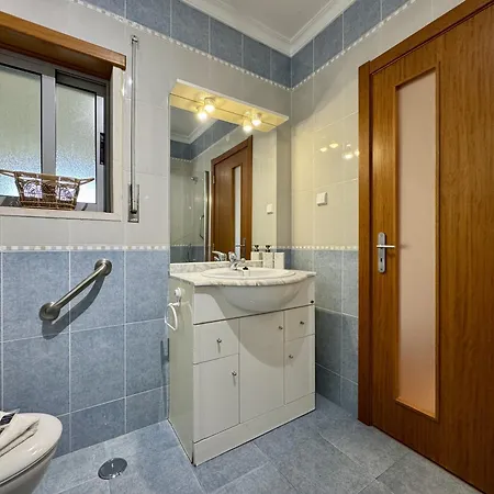 Modern 6 With Pool By Homing Apartament *